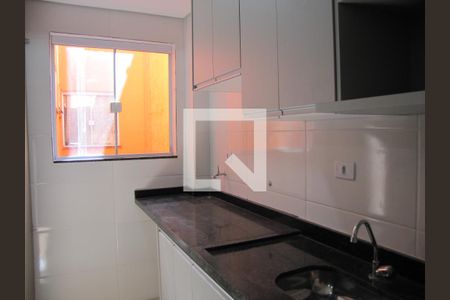 Cozinha de kitnet/studio para alugar com 1 quarto, 24m² em Vila Santa Teresa (zona Leste), São Paulo