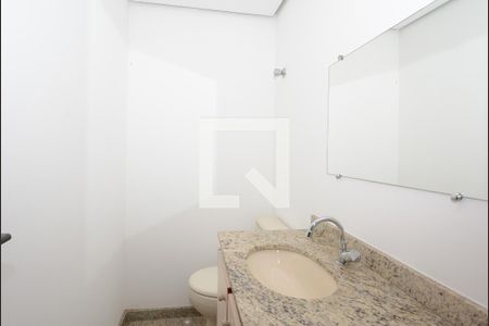 Lavabo de apartamento à venda com 4 quartos, 156m² em Cambuí, Campinas