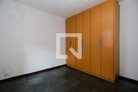 Quarto 1 de casa para alugar com 2 quartos, 100m² em Vila Basileia, São Paulo