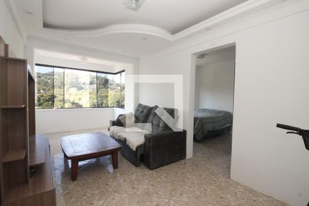 Sala de apartamento para alugar com 1 quarto, 57m² em Partenon, Porto Alegre