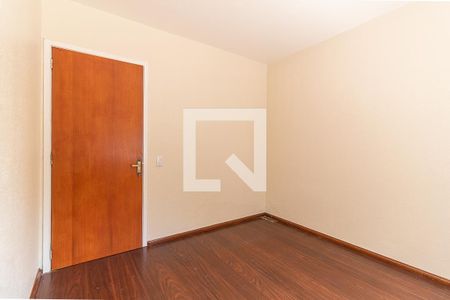 Dormitório 2 de apartamento à venda com 2 quartos, 60m² em Jardim do Salso, Porto Alegre