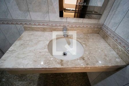 Lavabo de apartamento para alugar com 4 quartos, 242m² em Setor Bueno, Goiânia