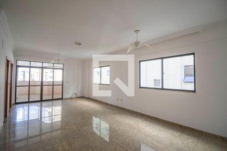 Sala de apartamento para alugar com 4 quartos, 242m² em Setor Bueno, Goiânia