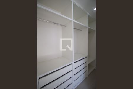 Closet de casa para alugar com 3 quartos, 150m² em Vargem Pequena, Rio de Janeiro