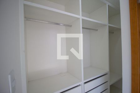 Closet  de casa para alugar com 3 quartos, 150m² em Vargem Pequena, Rio de Janeiro