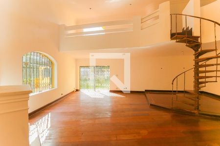 Sala de casa à venda com 4 quartos, 349m² em Jardim Leonor, São Paulo