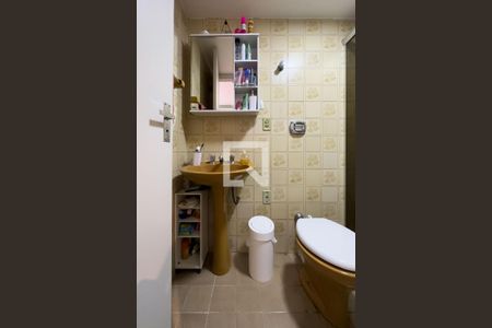 Banheiro de kitnet/studio à venda com 1 quarto, 39m² em Cidade Baixa, Porto Alegre