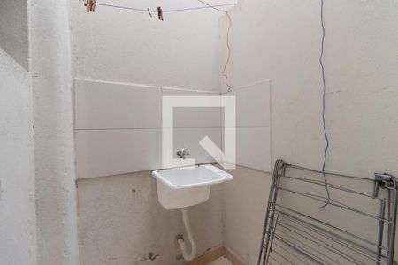 Área de Serviço de casa para alugar com 1 quarto, 25m² em Parque Novo Mundo, São Paulo