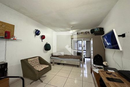 Apartamento para alugar com 34m², 1 quarto e sem vagaSala/Quarto