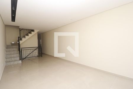Sala de casa à venda com 3 quartos, 150m² em Vila Dom Pedro Ii, São Paulo