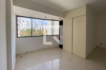 Sala de apartamento à venda com 2 quartos, 75m² em Belvedere, Belo Horizonte