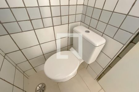 Lavabo de apartamento à venda com 2 quartos, 75m² em Belvedere, Belo Horizonte