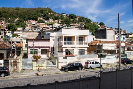 Sala - Janela de apartamento para alugar com 2 quartos, 40m² em Cascadura, Rio de Janeiro