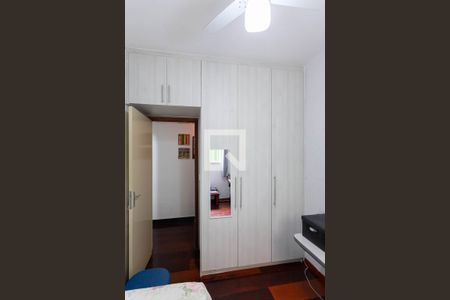 Quarto 2 de apartamento à venda com 3 quartos, 60m² em Heliópolis, Belo Horizonte