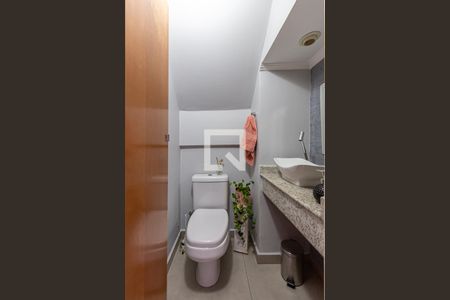 Lavabo de casa à venda com 3 quartos, 198m² em Vila Bela Vista, Santo André