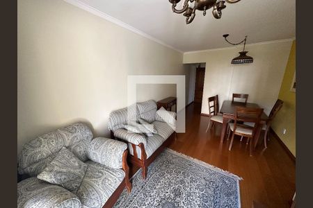 Sala de apartamento para alugar com 3 quartos, 74m² em Vila Hamburguesa, São Paulo