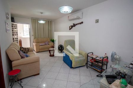 Sala de casa à venda com 2 quartos, 115m² em Inhaúma, Rio de Janeiro