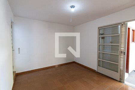 Quarto de casa para alugar com 1 quarto, 130m² em Vila São João, Sorocaba