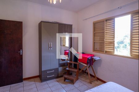 Quarto 1 de casa à venda com 3 quartos, 200m² em Jardim Patente Novo, São Paulo