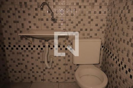 Banheiro de casa de condomínio para alugar com 2 quartos, 50m² em Freguesia do Ó, São Paulo