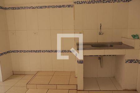 Cozinha de casa de condomínio para alugar com 2 quartos, 50m² em Freguesia do Ó, São Paulo