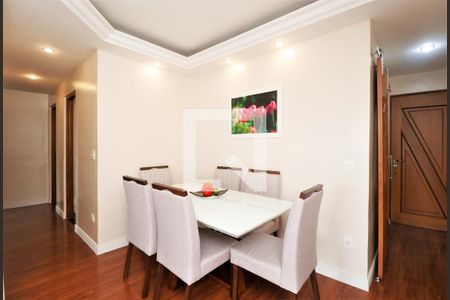 Sala de apartamento à venda com 3 quartos, 74m² em Vila Romero, São Paulo