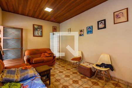 Sala  de casa à venda com 2 quartos, 250m² em Jardim das Flores, Osasco