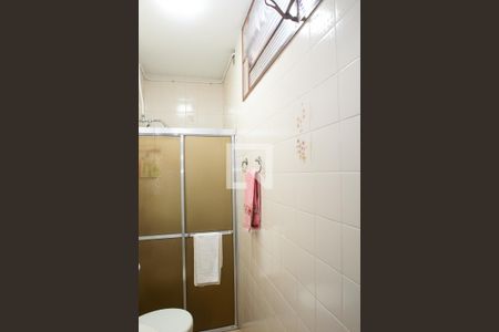 Banheiro da Suíte de casa à venda com 2 quartos, 200m² em Vila Helena, Jundiaí