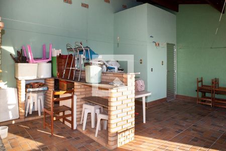 Casa à venda com 200m², 2 quartos e 2 vagas Casa à venda com 200m², 2 quartos e 2 vagasEspaço Gourmet