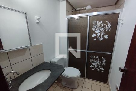 Banheiro de apartamento para alugar com 1 quarto, 45m² em Vila Amelia, Ribeirão Preto