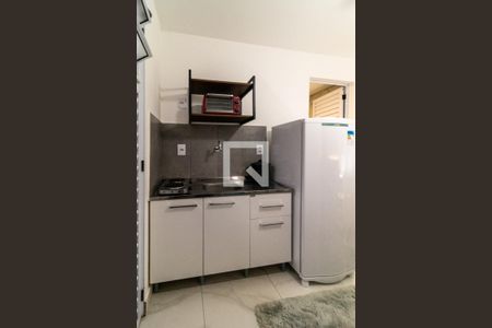 Cozinha de kitnet/studio para alugar com 1 quarto, 15m² em Barra Funda, São Paulo