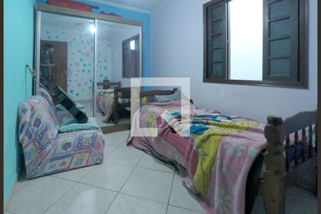 Quarto 1 de casa para alugar com 3 quartos, 240m² em Jardim Aracy, Mauá