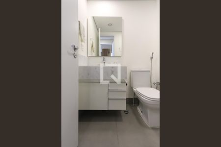 Apartamento à venda com 57m², 1 quarto e 1 vaga Apartamento à venda com 57m², 1 quarto e 1 vagaBanheiro da Suíte