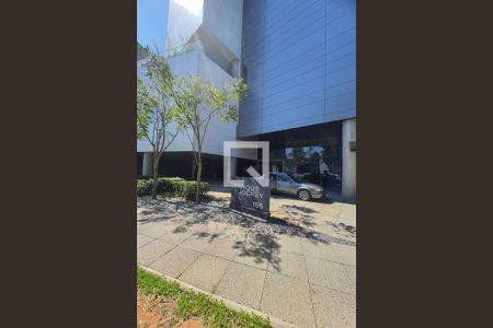 Apartamento à venda com 57m², 1 quarto e 1 vaga Apartamento à venda com 57m², 1 quarto e 1 vagaFachada