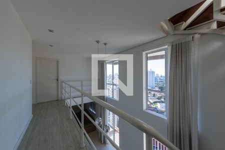 2º andar corredor de apartamento à venda com 3 quartos, 276m² em Jardim Avelino, São Paulo
