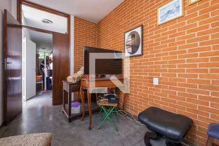 Sala de TV de casa para alugar com 6 quartos, 453m² em Alto de Pinheiros, São Paulo