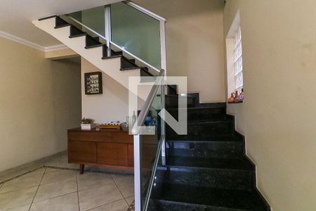 Escada de casa para alugar com 3 quartos, 160m² em Vila Santa Catarina, São Paulo