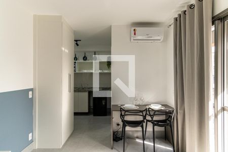 Studio - Ar-Condicionado de kitnet/studio para alugar com 1 quarto, 26m² em República, São Paulo