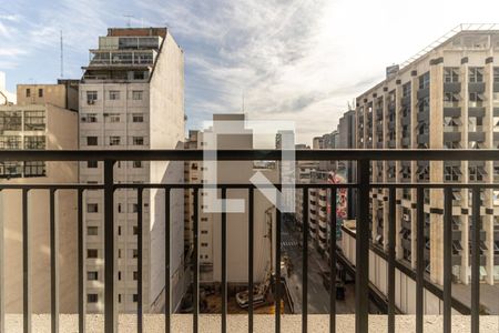 Varanda de kitnet/studio para alugar com 1 quarto, 26m² em República, São Paulo