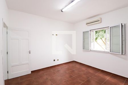 Quarto 1 de casa para alugar com 2 quartos, 84m² em Jardim São Paulo, São Paulo