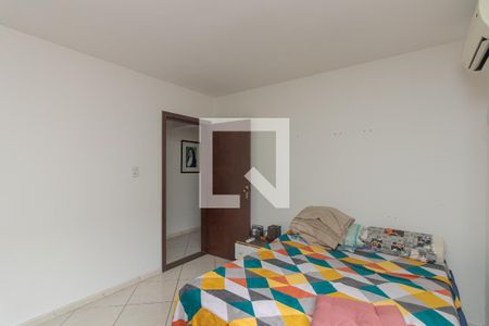 Quarto 2 de apartamento à venda com 2 quartos, 52m² em Rubem Berta, Porto Alegre