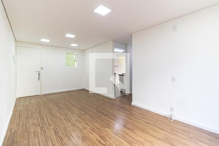 Sala de apartamento à venda com 2 quartos, 64m² em Jardim Santa Emília, São Paulo