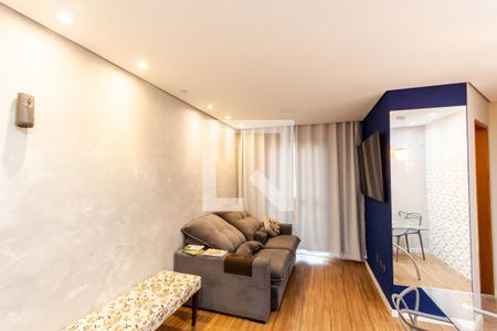 Sala de apartamento para alugar com 2 quartos, 90m² em Vila Alto de Santo André, Santo André