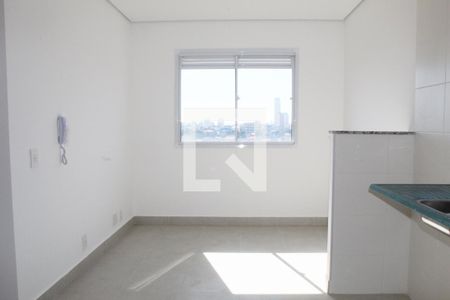Sala/Cozinha de apartamento para alugar com 2 quartos, 33m² em Vila Ema, São Paulo