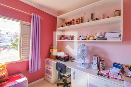 Casa à venda com 240m², 2 quartos e 3 vagas Casa à venda com 240m², 2 quartos e 3 vagasQuarto 2