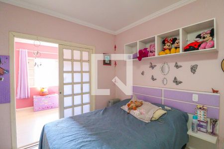 Casa à venda com 240m², 2 quartos e 3 vagas Casa à venda com 240m², 2 quartos e 3 vagasQuarto 2