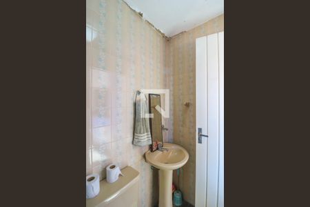 Casa à venda com 240m², 2 quartos e 3 vagas Casa à venda com 240m², 2 quartos e 3 vagasBanheiro de serviço