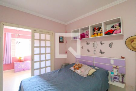 Casa à venda com 240m², 2 quartos e 3 vagas Casa à venda com 240m², 2 quartos e 3 vagasQuarto 2