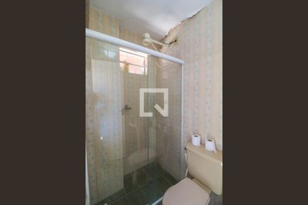 Casa à venda com 240m², 2 quartos e 3 vagas Casa à venda com 240m², 2 quartos e 3 vagasBanheiro de serviço