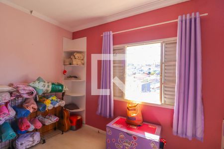 Casa à venda com 240m², 2 quartos e 3 vagas Casa à venda com 240m², 2 quartos e 3 vagasQuarto 2